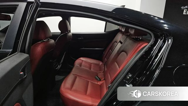 Hyundai Avante AD 2018 Черный из Кореи, фото 3