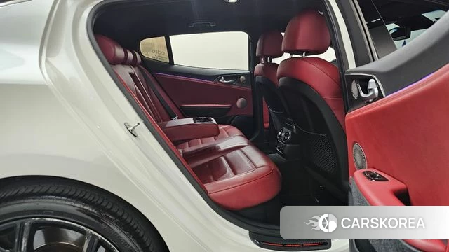 Kia Stinger 2019 Белый из Кореи, фото 3