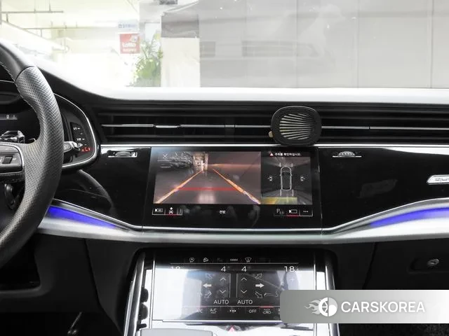 Audi Q8 (4M) 2021 Серый из Кореи, фото 3