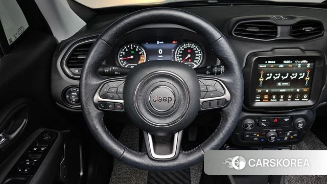 Jeep Renegade 2022 Черный из Кореи, фото 3