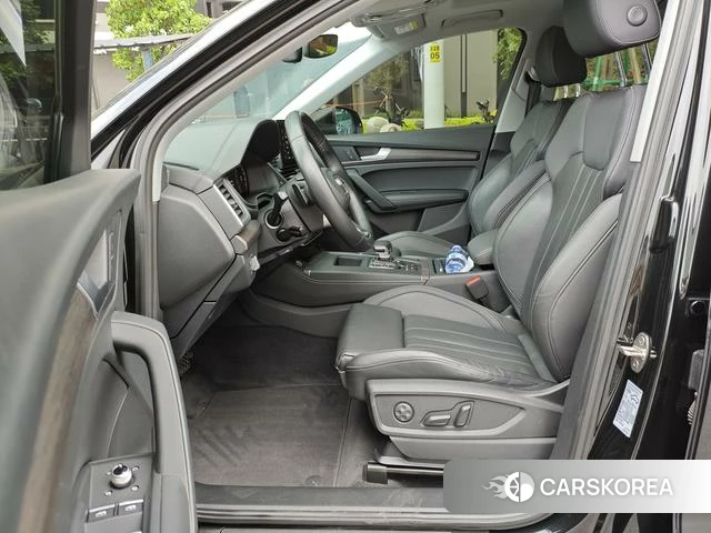 Audi Q5L 2022 Черный из Китая, фото 3