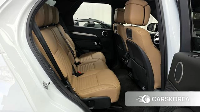 Land Rover Discovery 5 2025 Белый из Кореи, фото 3