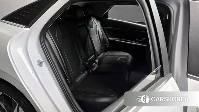 Hyundai Avante (CN7) 2021 Белый из Кореи, фото 3