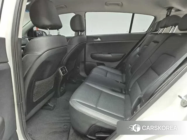 Kia Sportage The Bold 2018 Белый из Кореи, фото 3