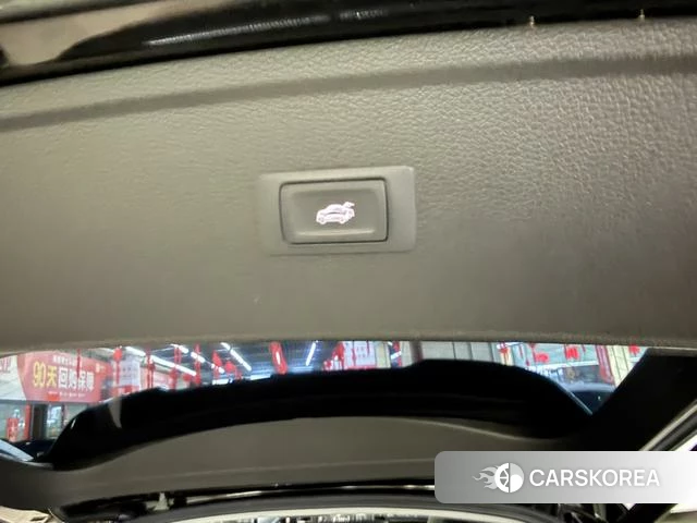 Audi Q5L 2024 Черный из Китая, фото 3