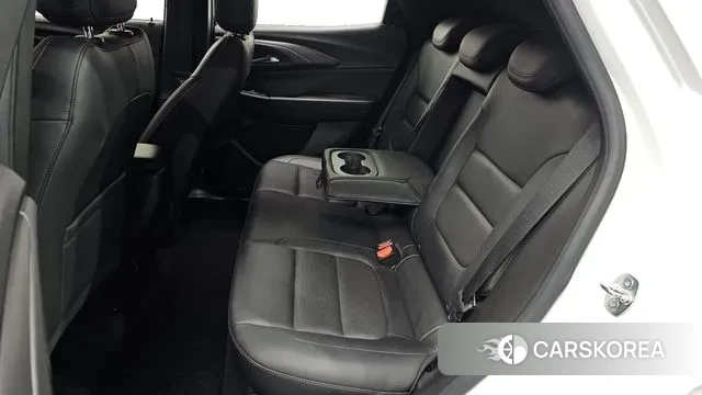 Chevrolet (GM Daewoo) Trailblazer 2021 Белый из Кореи, фото 3