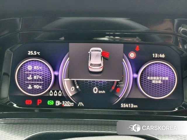 Volkswagen Golf GTI 2022 Красный из Китая, фото 3