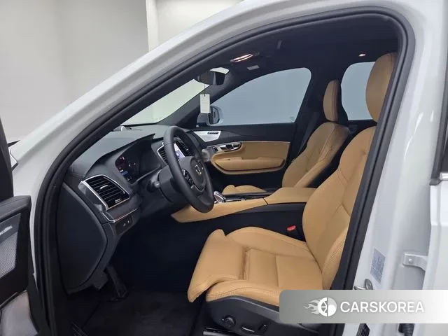 Volvo XC90 second Generation 2024 Белый из Кореи, фото 3