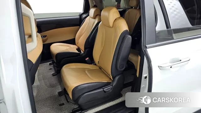 Kia Carnival 4th generation 2023 Белый из Кореи, фото 3