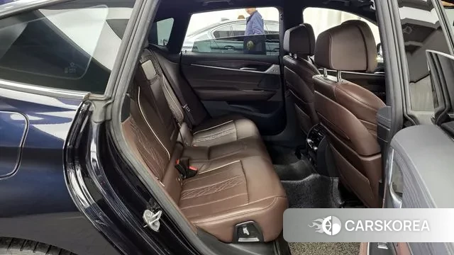 BMW 6 Series GT (G32) 2021 Черный из Кореи, фото 3