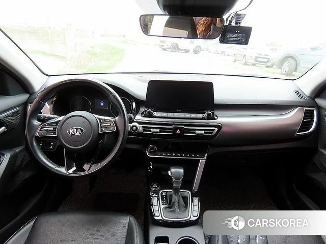Kia Seltos 2020 Жемчужный цвет из Кореи, фото 3