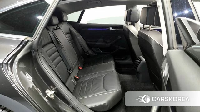 Volkswagen Arteon 2023 Серый из Кореи, фото 3