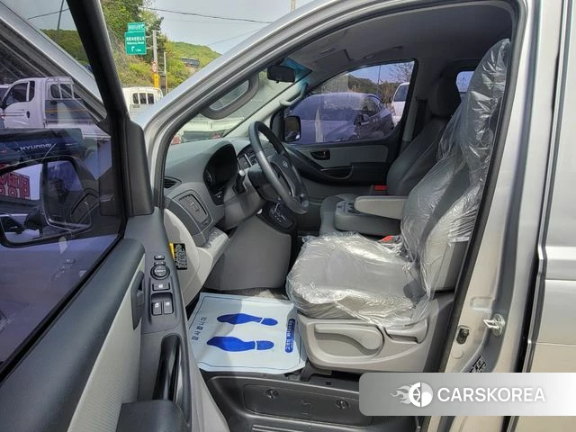 Hyundai The New Grand Starex 2018 Серебряный из Кореи, фото 3