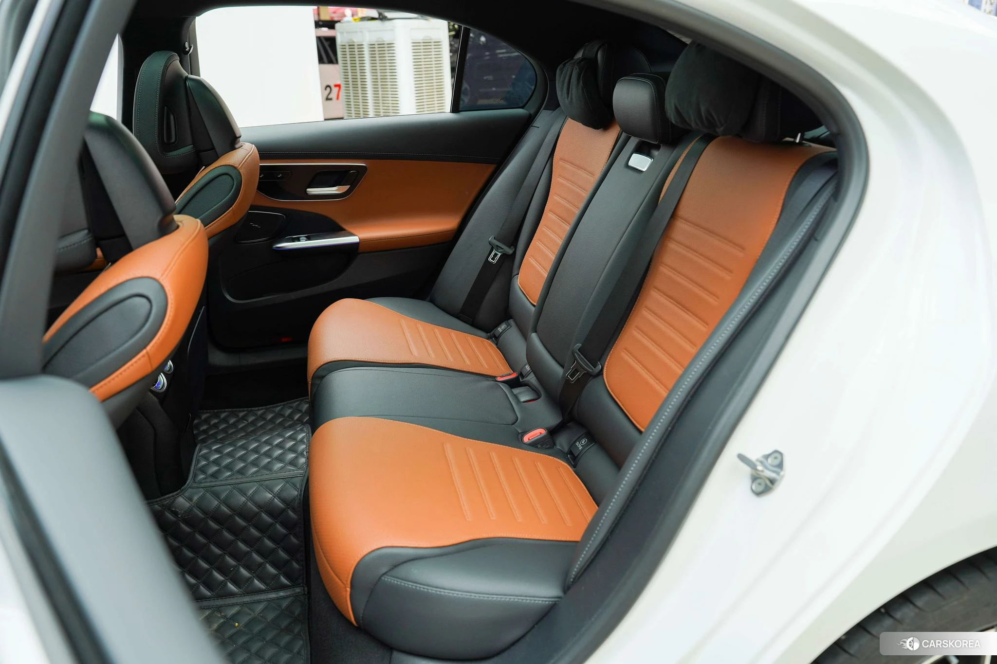 Mercedes-Benz Class C 2022 Белый из Китая, фото 3