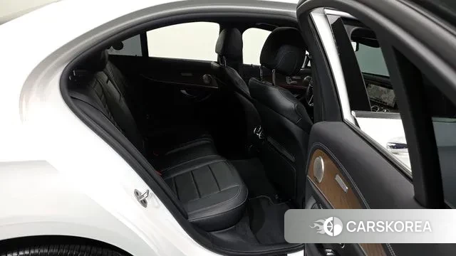 Mercedes-Benz E-Class W213 2021 Белый из Кореи, фото 3