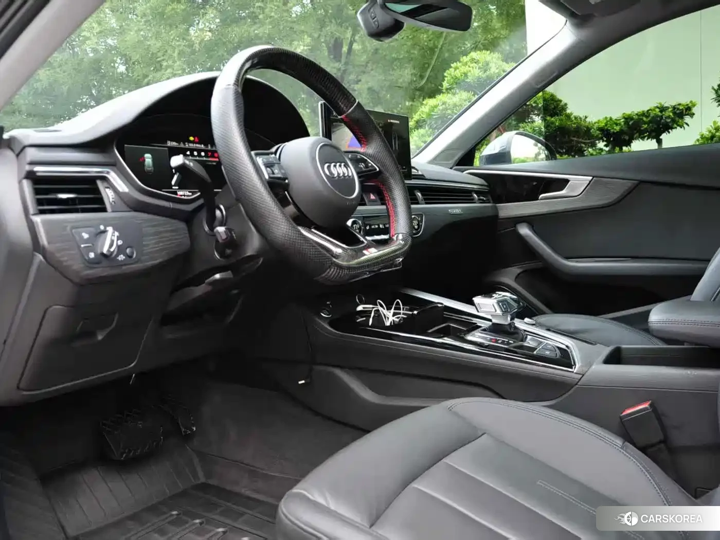 Audi A4L 2023 Silver/gray из Китая, фото 3