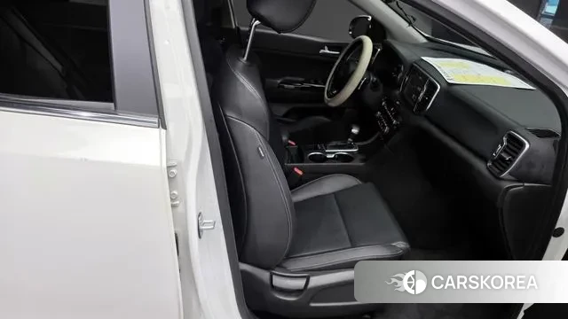 Kia Sportage 4th Generation 2018 Белый из Кореи, фото 3