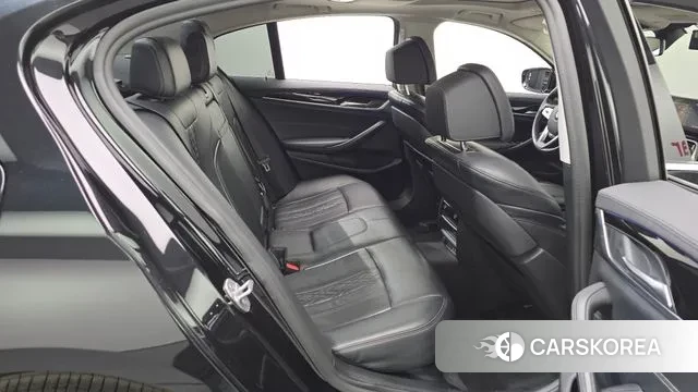 BMW 5 Series (G30) 2020 Черный из Кореи, фото 3