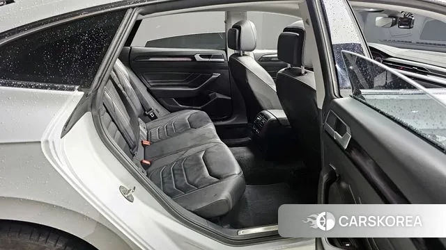 Volkswagen Arteon 2022 Белый из Кореи, фото 3