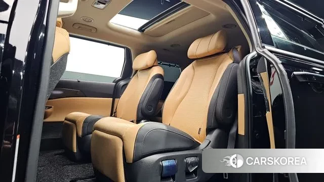 Kia Carnival 4th generation 2022 Черный из Кореи, фото 3