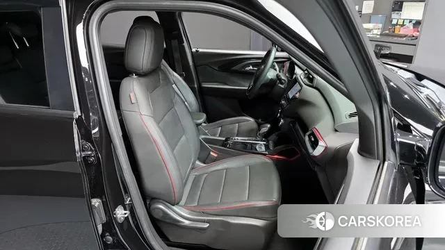 Chevrolet (GM Daewoo) Trailblazer 2021 Черный из Кореи, фото 3