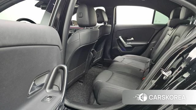 Mercedes-Benz A-Class W177 2023 Черный из Кореи, фото 3