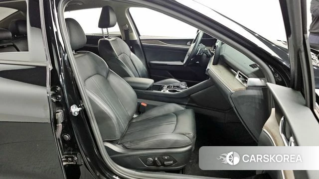 Kia K5 3rd generation 2023 Черный из Кореи, фото 3