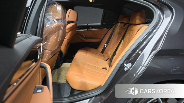 BMW 5 Series (G30) 2022 Серый из Кореи, фото 3