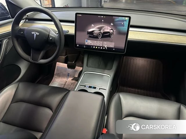 Tesla Model Y 2023 Черный из Китая, фото 3