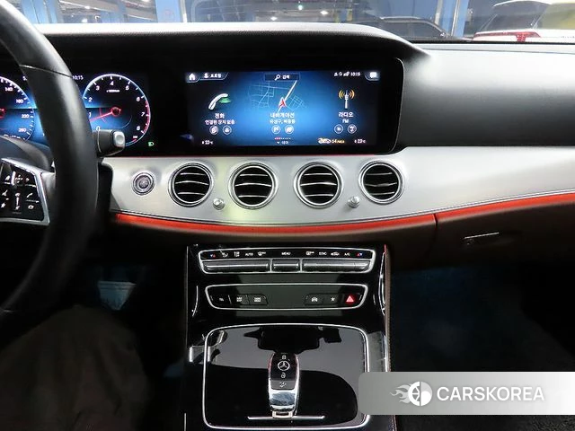 Mercedes-Benz E-Class W213 2021 Белый из Кореи, фото 3