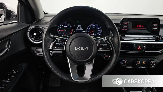 Kia The New K3 2nd generation 2022 Белый из Кореи, фото 3