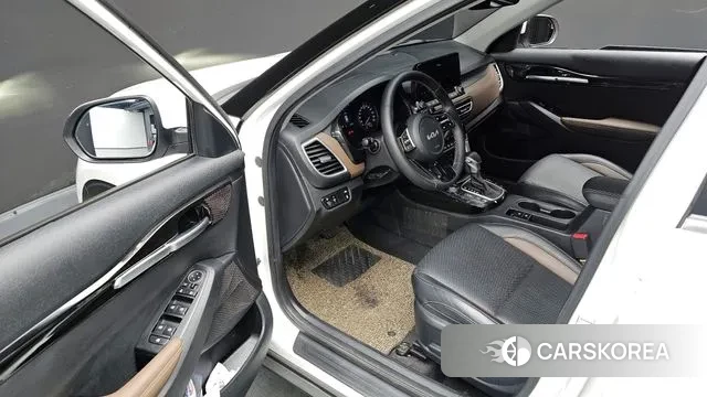 Kia Seltos 2021 Белый из Кореи, фото 3