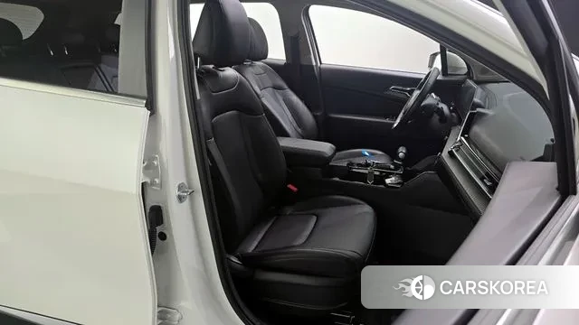 Kia Sportage 5th Generation 2023 Белый из Кореи, фото 3