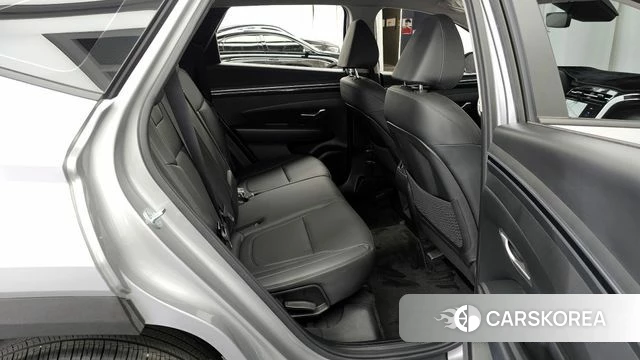 Hyundai Tucson (NX4) 2023 Серебряный из Кореи, фото 3