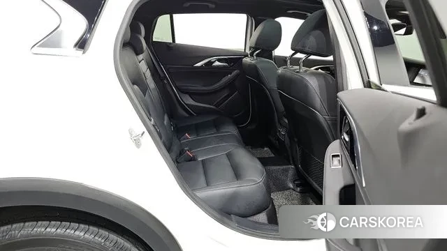 Infiniti QX30 2019 Белый из Кореи, фото 3