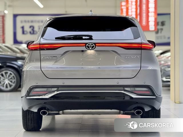 Toyota Weisha 2022 Серебристо-серый из Китая, фото 3