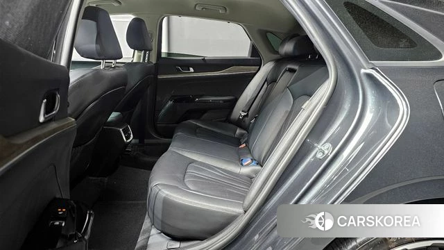 Kia K5 3rd generation 2023 Серый из Кореи, фото 3