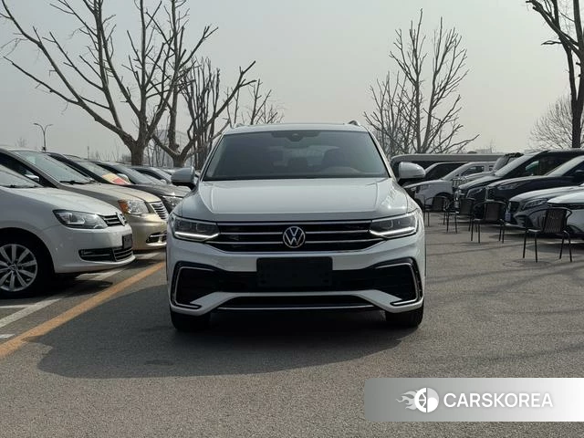 Volkswagen Tiguan L 2023 Белый из Китая, фото 3