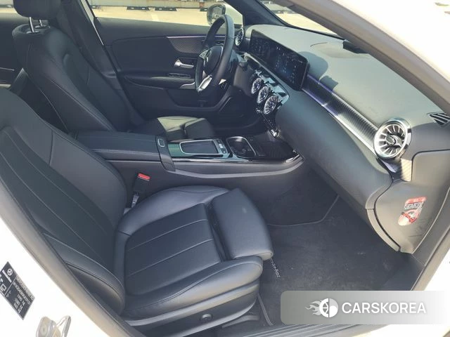 Mercedes-Benz A-Class W177 2023 Белый из Кореи, фото 3