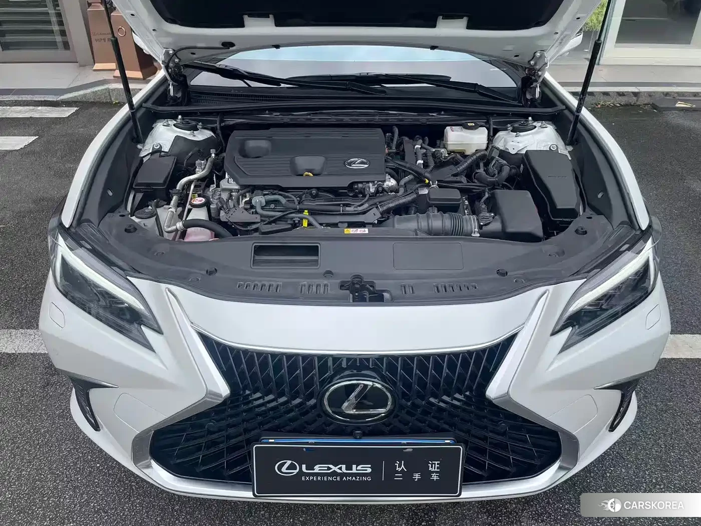 Lexus ES 2025 Белый из Китая, фото 3