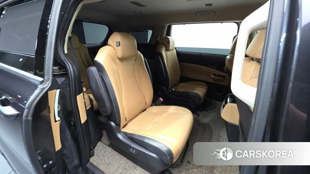 Kia Carnival 4th generation 2023 Серый из Кореи, фото 3