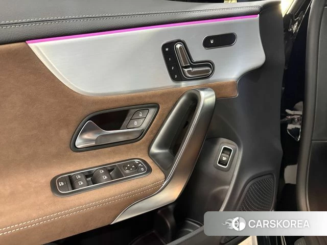 Mercedes-Benz CLA-Class C118 2025 Черный из Кореи, фото 3