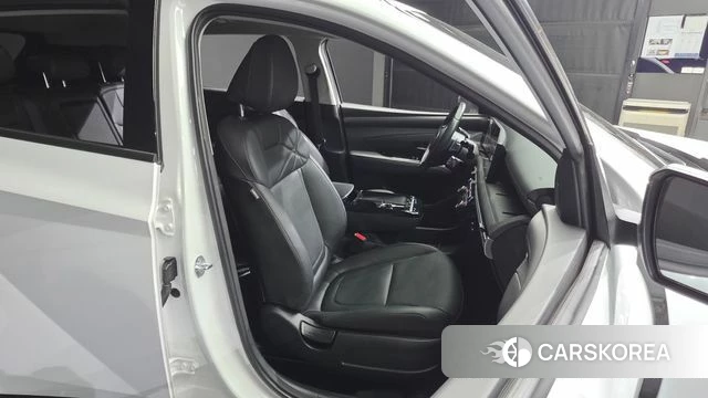 Hyundai The New Tucson Hybrid (NX4) 2024 Белый из Кореи, фото 3
