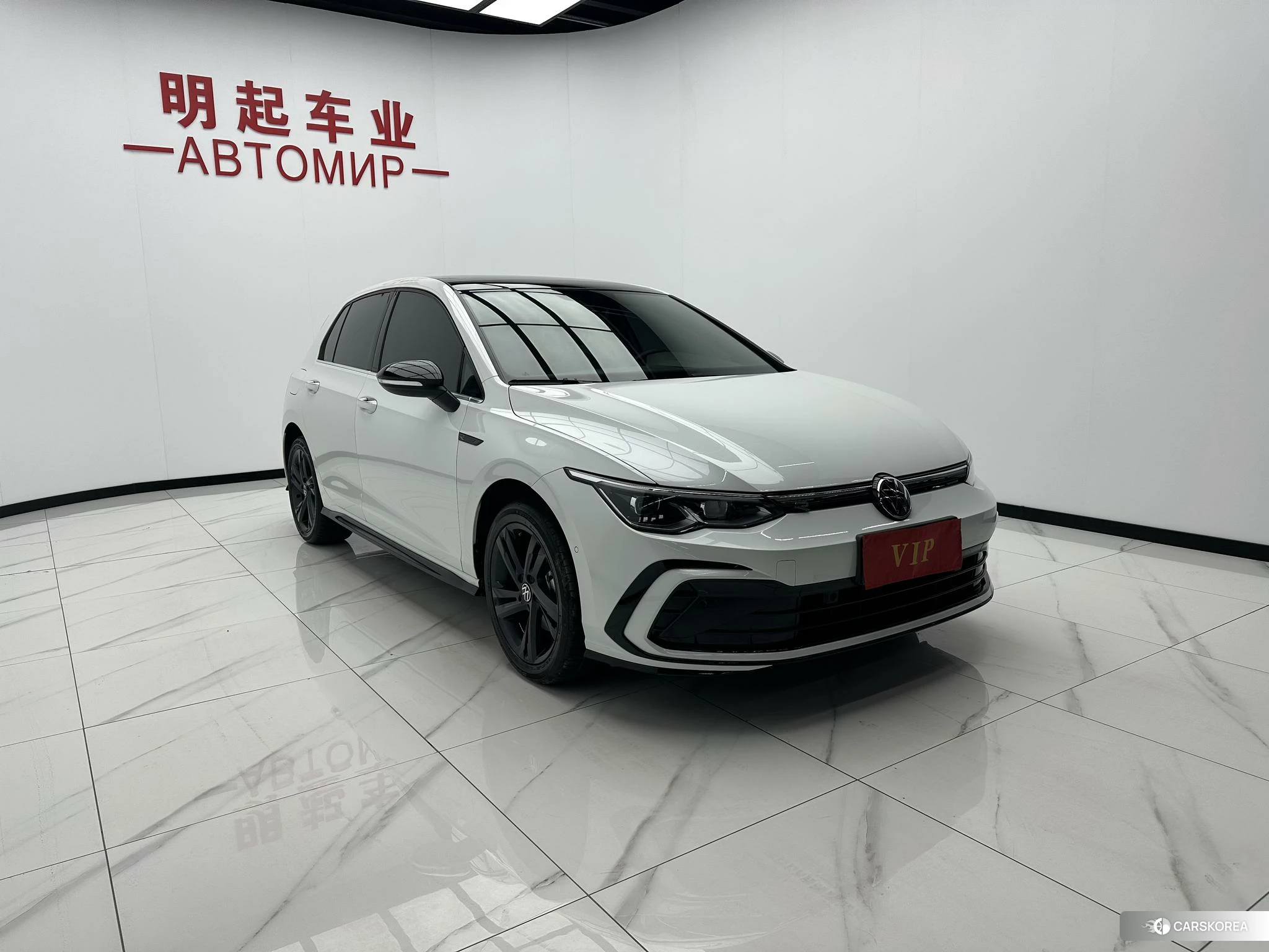 Volkswagen Golf 2022 Белый из Китая, фото 2