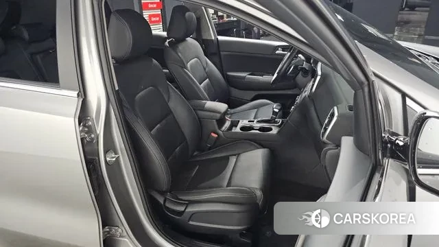 Kia Sportage The Bold 2021 Белый из Кореи, фото 3