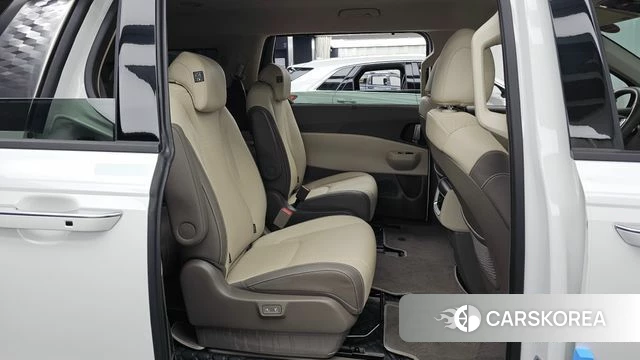 Kia The New Carnival 4th Generation 2025 Белый из Кореи, фото 3