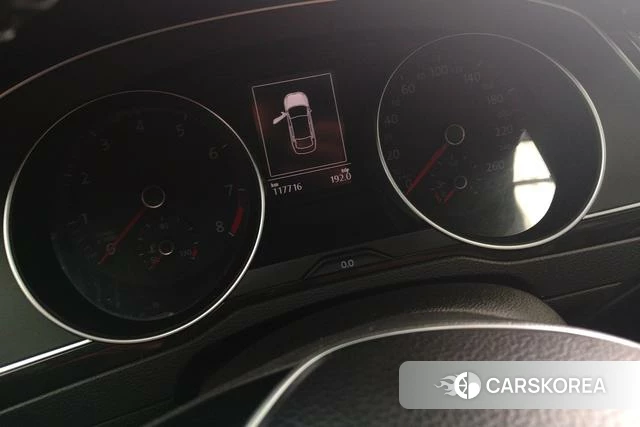 Volkswagen Magotan 2018 Черный из Китая, фото 3