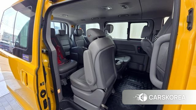 Hyundai The New Grand Starex 2018 Желтый из Кореи, фото 3