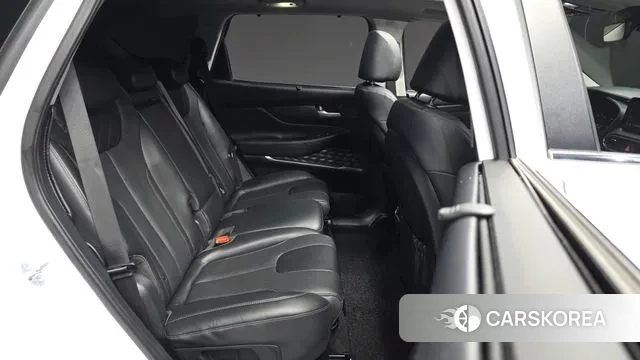 Hyundai The New Santa Fe 2023 Белый из Кореи, фото 3