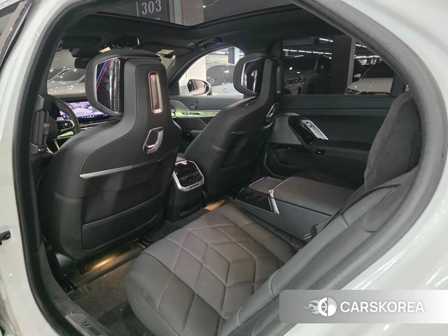 BMW 7 Series (G70) 2025 Белый из Кореи, фото 3